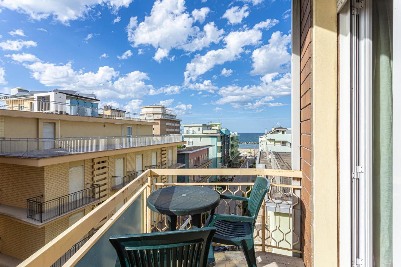 Residence & Suites Bellaria-Igea Marina Exteriör bild
