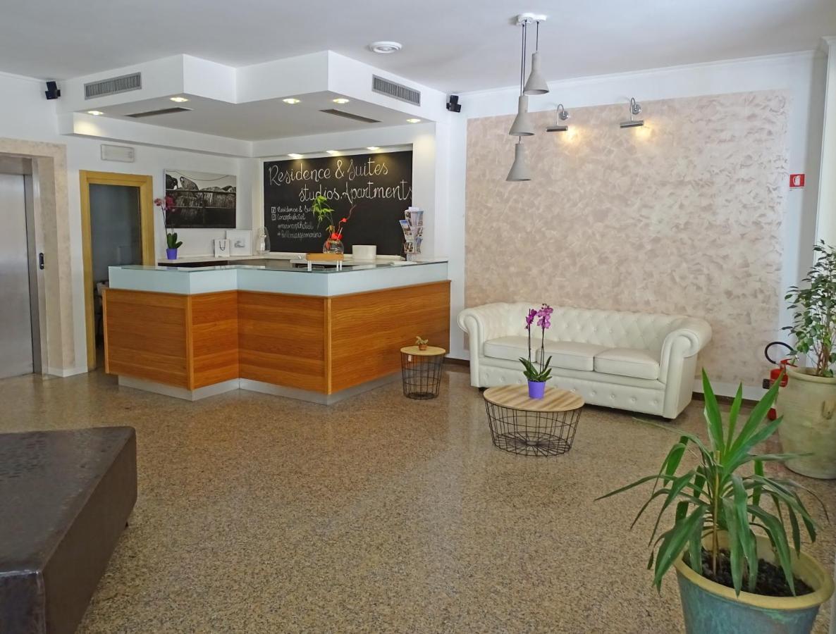 Residence & Suites Bellaria-Igea Marina Exteriör bild